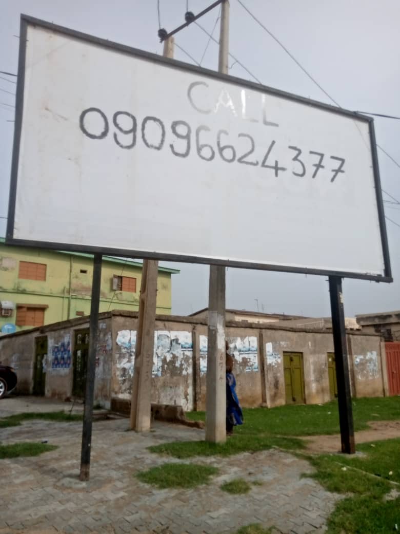 The Advert bill Board that causes electrocution